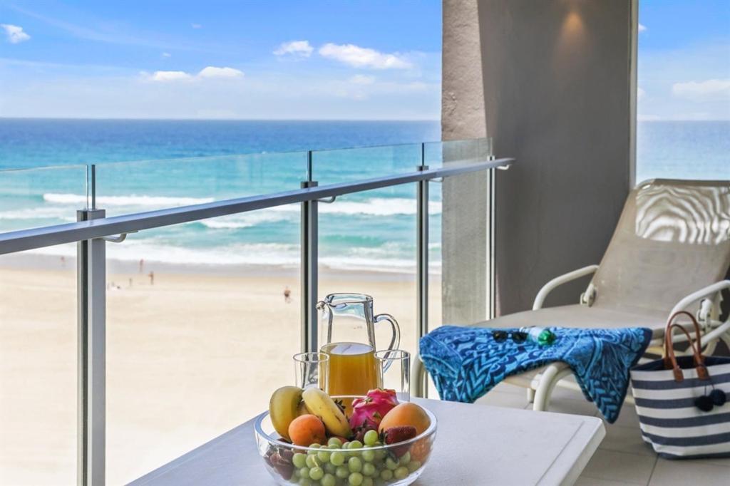 One The Esplanade Apartments On Surfers Paradise Голд-Кост Экстерьер фото