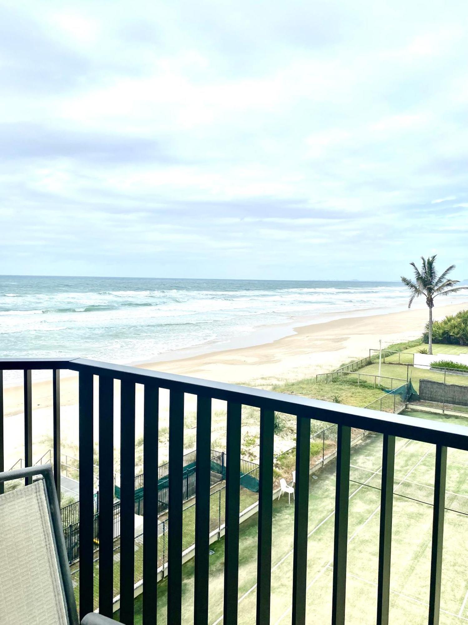 One The Esplanade Apartments On Surfers Paradise Голд-Кост Экстерьер фото